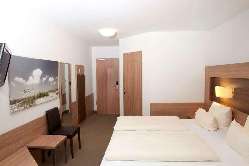 Quality Hotel Bielefeld Exterior photo