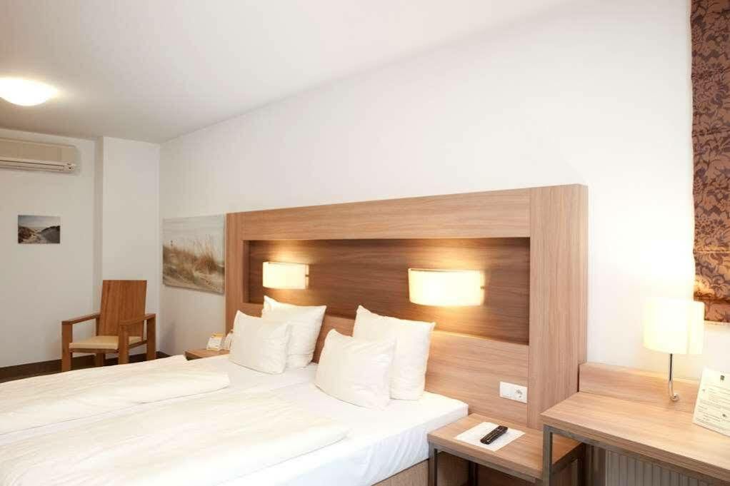 Quality Hotel Bielefeld Exterior photo